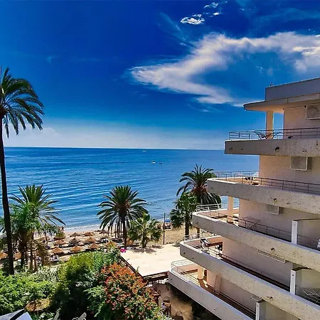 Skol 440. 1 Bed With Sea Views In Centre. Апартаменты Марбелья