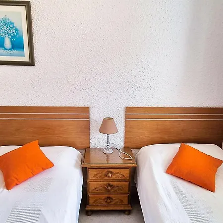 Skol 440. 1 Bed With Sea Views In Centre. *