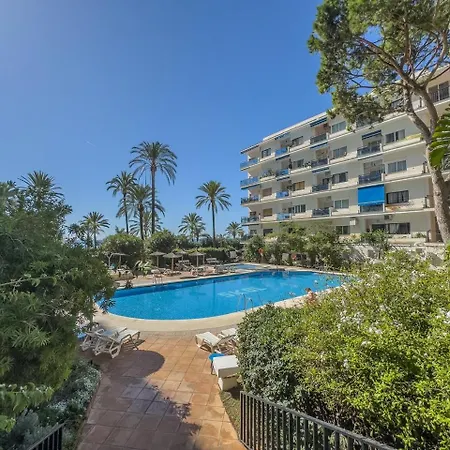 Skol 440. 1 Bed With Sea Views In Centre. * מארבלה