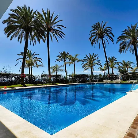 Skol 440. 1 Bed With Sea Views In Centre. 马尔韦利亚