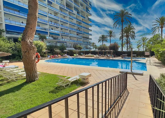 Skol 440. 1 Bed With Sea Views In Centre.