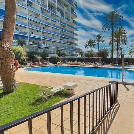 Skol 440. 1 Bed With Sea Views In Centre.