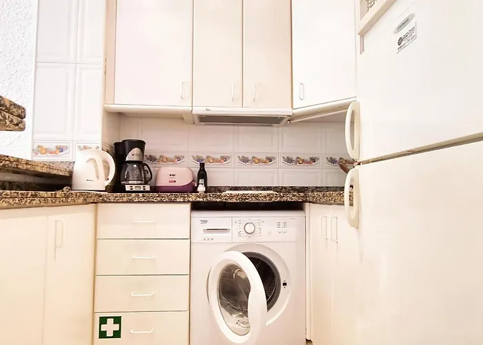 Skol 440. 1 Bed With Sea Views In Centre. Apartament